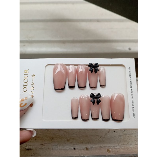 Nailbox thiết kế đính nơ đen