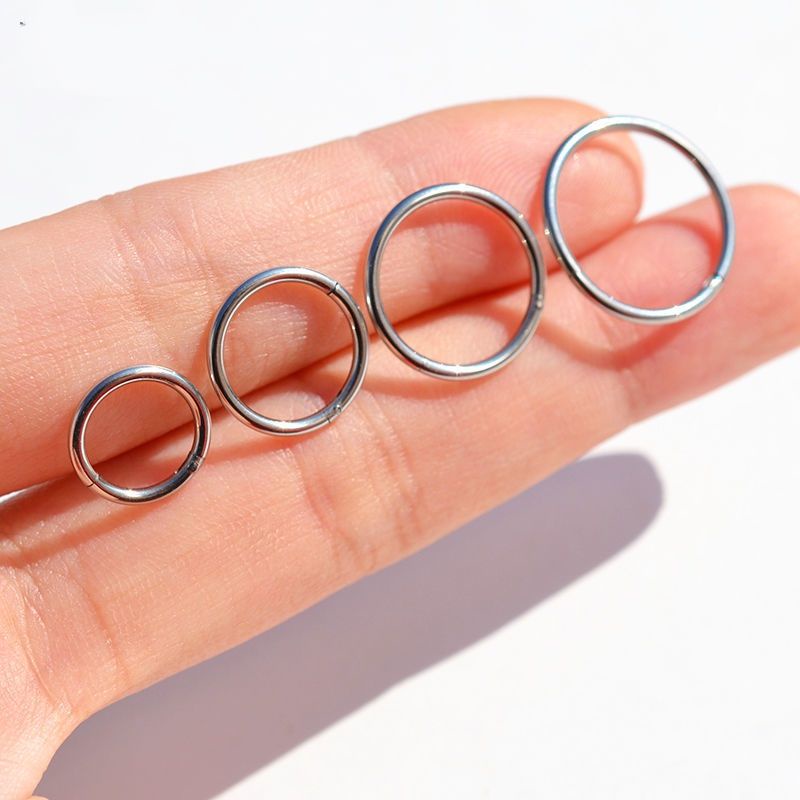 KHUYÊN TAI TRÒN - Khuyên Tròn Có Chốt Bật Khấc  - Bảo quản trong túi vô trùng