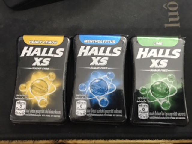 Kẹo ngậm thơm miệng sugar free Halls xs 3 vị