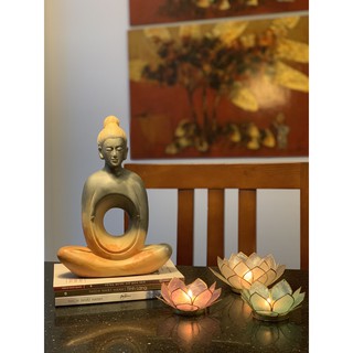 Đế nến hoa sen