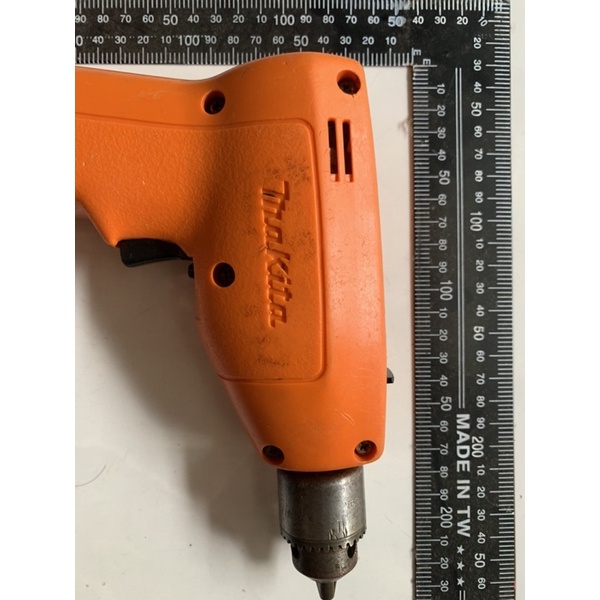 Máy khoan pin Makita 6012D