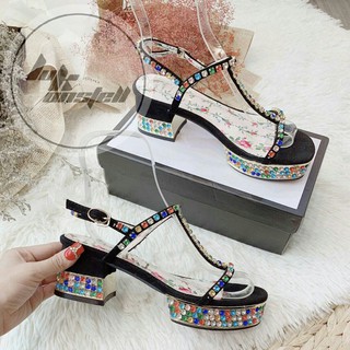 SANDAL GUCCl HỒ NGỌC HÀ ĐÍNH ĐÁ MÀU ÓNG ÁNH SIÊU SANG GÓT ĐÚC 5cm DỄ ĐI - LG077345B
