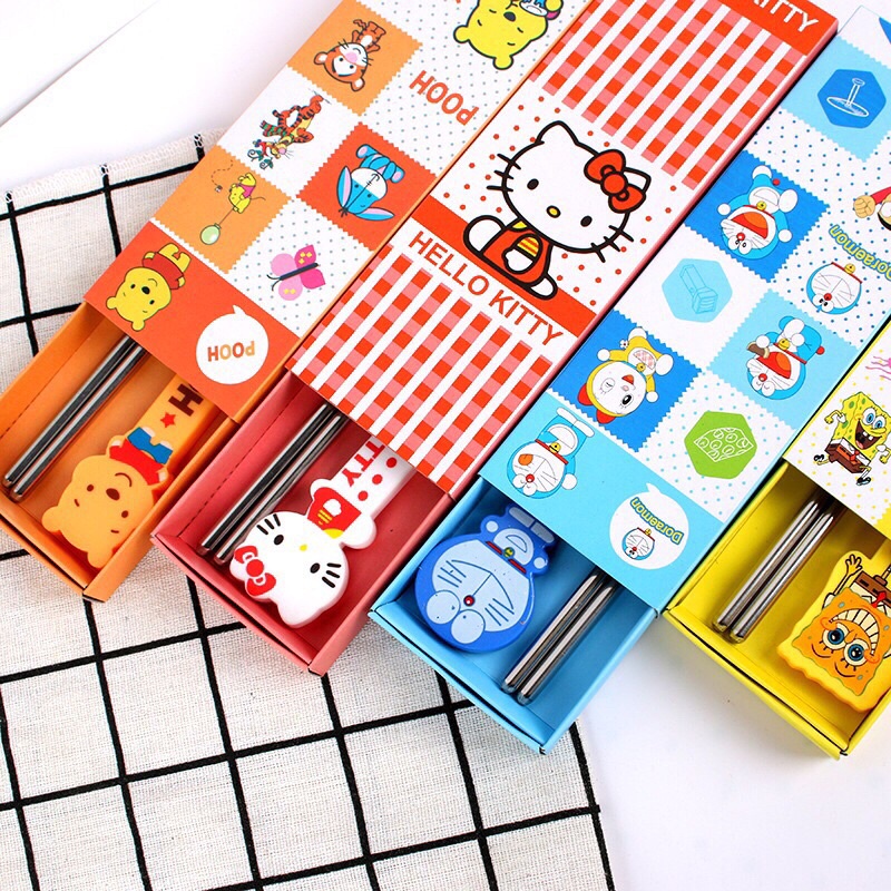 Bộ muỗng thìa và đũa inox 2 chi tiết Doraemon Kitty dễ thương cho bé tập ăn dặm