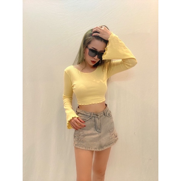 Áo croptop dài tay loe cột sau lưng vnxk