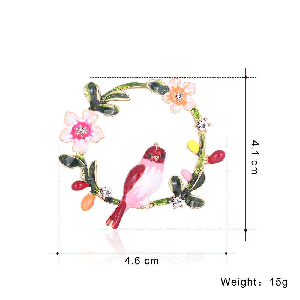 Vòng hoa cài áo thanh lịch duyên dáng