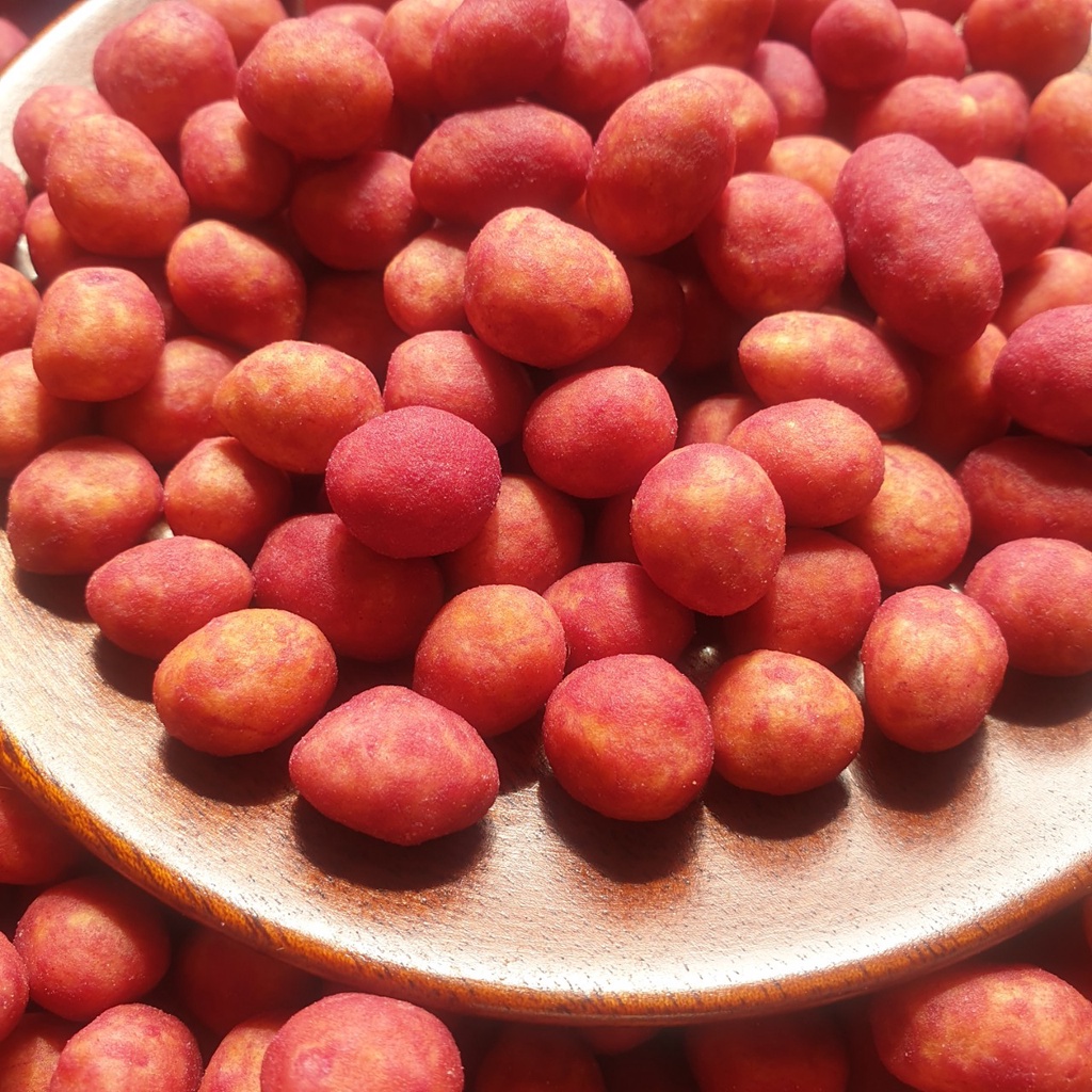 Đậu Phộng Da Cá Vị Củ Dền - Lon 180Gr