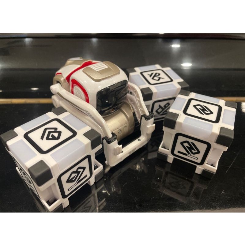 Người máy lập trình Anki Cozmo đỏ trắng 2nd