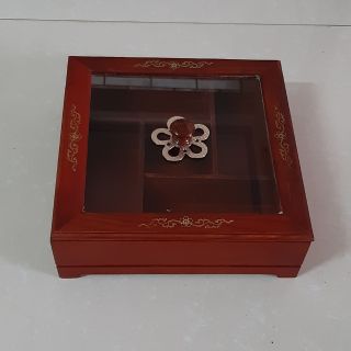 Khay đựng bánh kẹo bằng gỗ hương cao cấp