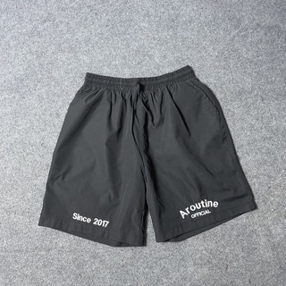 quần short Aroutine  UNISEX màu đen