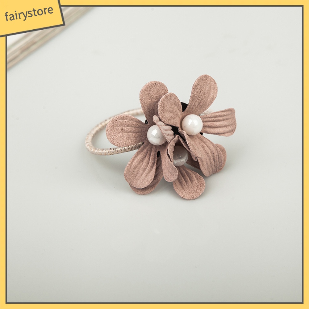 Dây Cột Tóc Hoạ Tiết Hoa Trà Đính Ngọc Trai Nhân Tạo