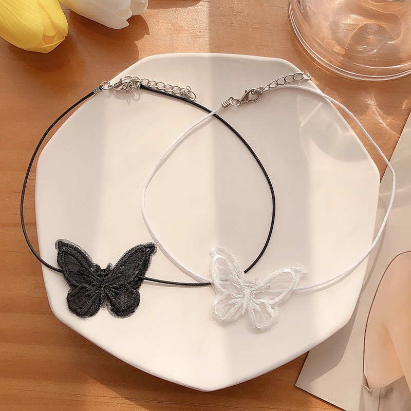 Vòng Cổ Choker Da Họa Tiết Bướm Thời Trang Cho Nữ