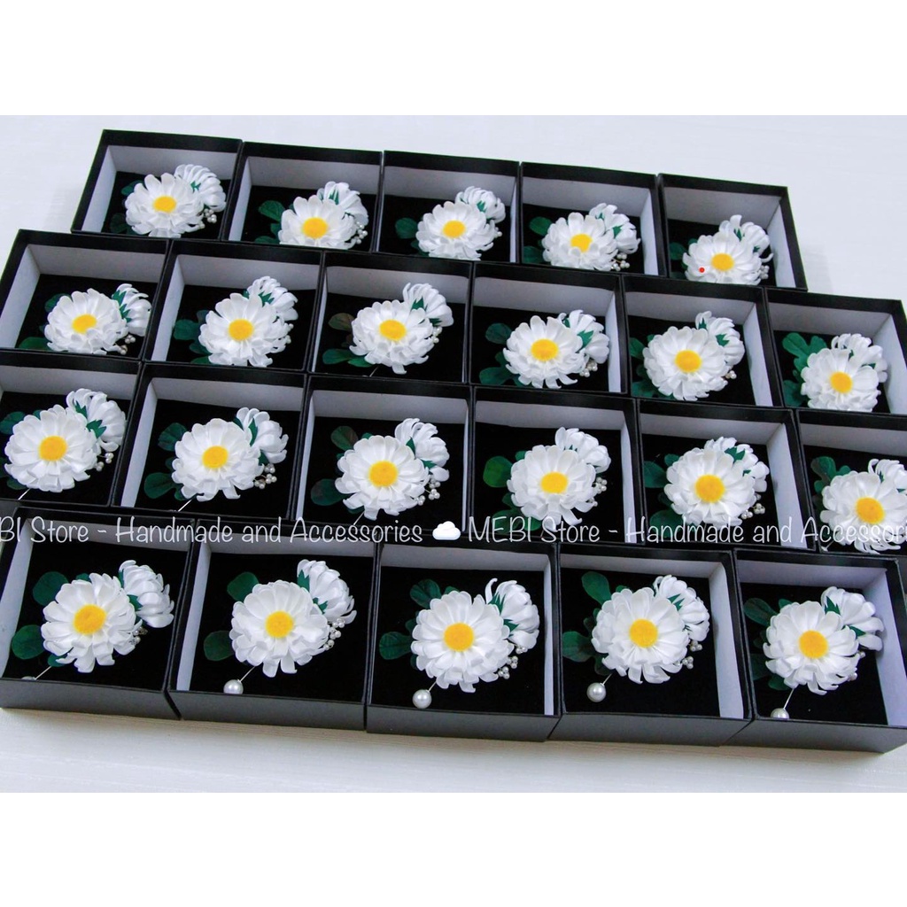 (Ảnh thật-NOBOX) Hoa cài áo mẫu cúc họa mi 1 nụ, nhụy vàng