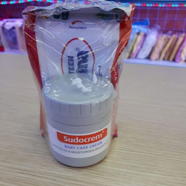 Kem hăm Sudocrem.