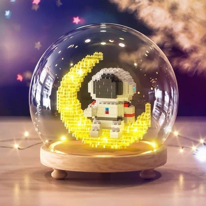 Mô hình LEGO đèn ngủ , đèn để bàn hình phi hành gia