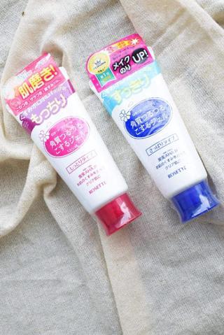 Tẩy da chết Rosette Peeling Gel Nhật Bản