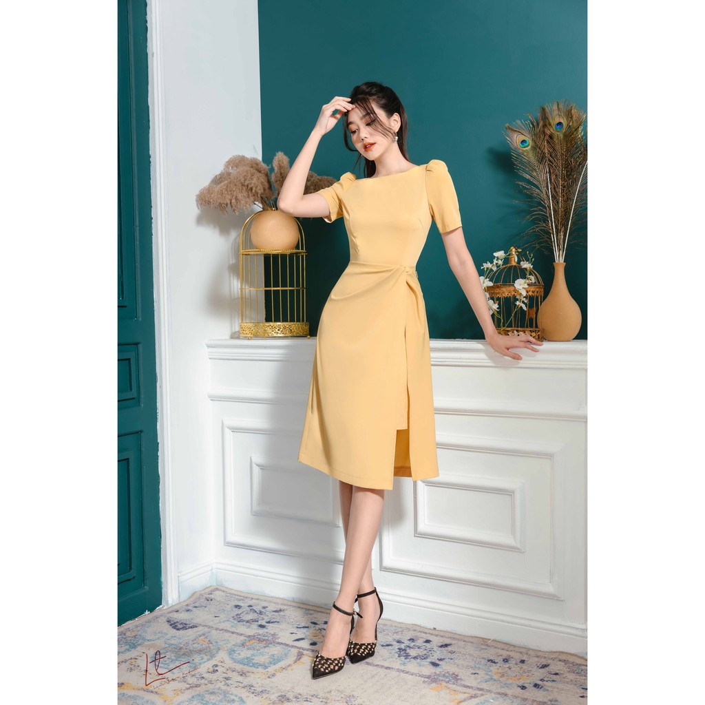 Váy xòe vai bồng Lyntran design cách điệu vạt xẻ sang trọng | BigBuy360 - bigbuy360.vn