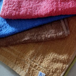 Khăn rửa mặt.chất vải sợi coton thấm tốt 8k