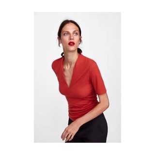 Áo thun trơn Zara cổ V