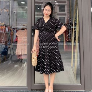 Váy bầu chấm bi cổ V dáng xuông