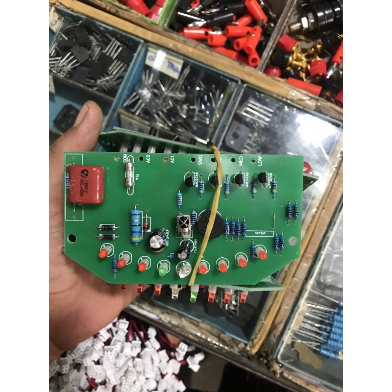 mạch đảo trần treo tường vinawin
