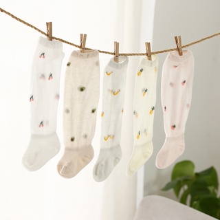 Tất trẻ em cao trên đầu gối