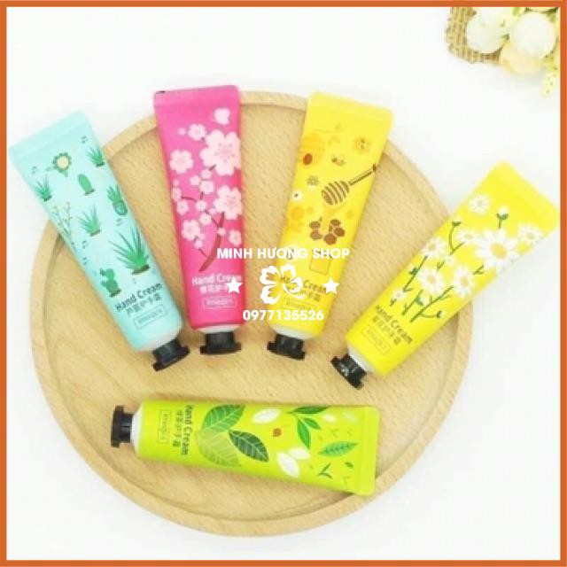 𝐊𝐞𝐦 𝐝𝐮̛𝐨̛̃𝐧𝐠 𝐝𝐚 𝐭𝐚𝐲 𝐜𝐡𝐚̂𝐧 𝐈𝐦𝐚𝐠𝐞𝐬 𝐌𝐨𝐢𝐬𝐭𝐮𝐫𝐢𝐳𝐢𝐧𝐠 𝐇𝐚𝐧𝐝 𝐂𝐫𝐞𝐚𝐦