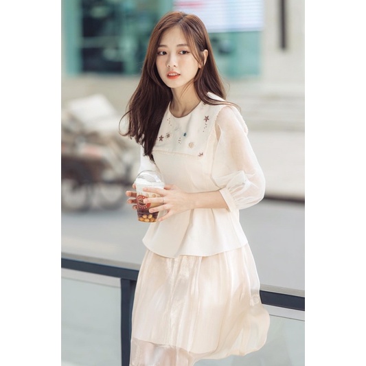 SET váy trắng