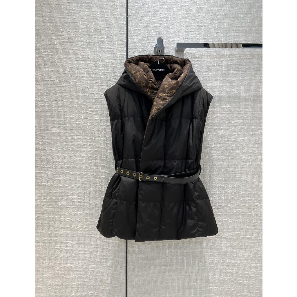 Áo khoác nữ thời trang cao cấp Louis Vuitton LV thiết kế thời thượng, màu sắc cổ điển, trang nhã