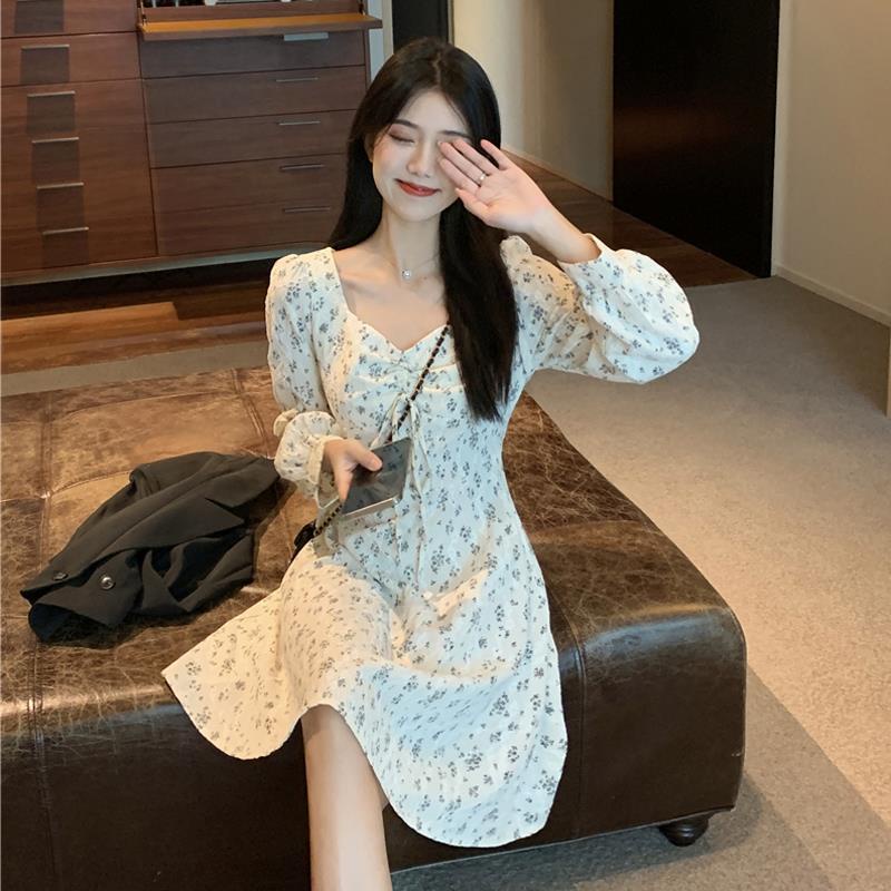 Đầm dài tay cổ chữ V thiết kế mới họa tiết in hoa cao cấp thời trang