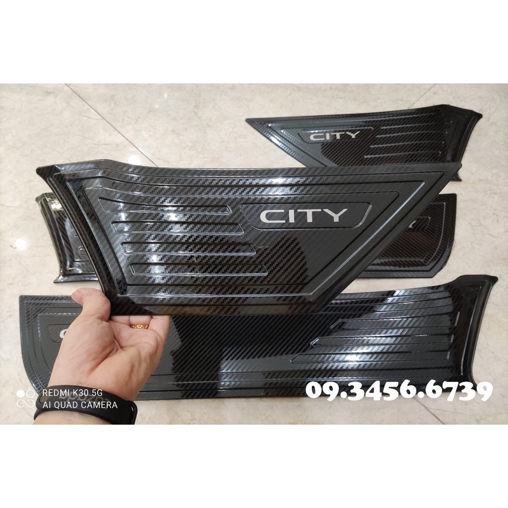 Ốp Tapli Cửa Xe Honda CITY 2021 2022 Mẫu Titan/Carbon Cao Cấp - Bộ 4 Tấm Tặng keo Dính thêm