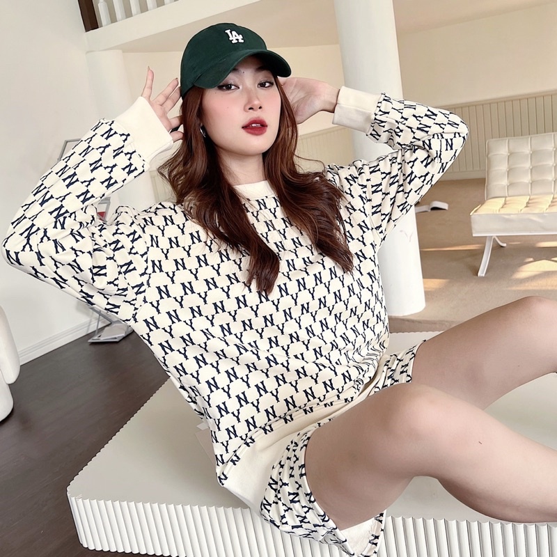 Bộ quần áo nỉ in oversize TOPTIFY sweater và short Party Time S13