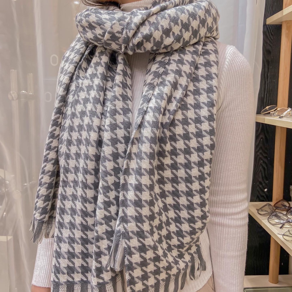 Khăn len móc siêu mềm mịn dày dặn leuleu.accessorize