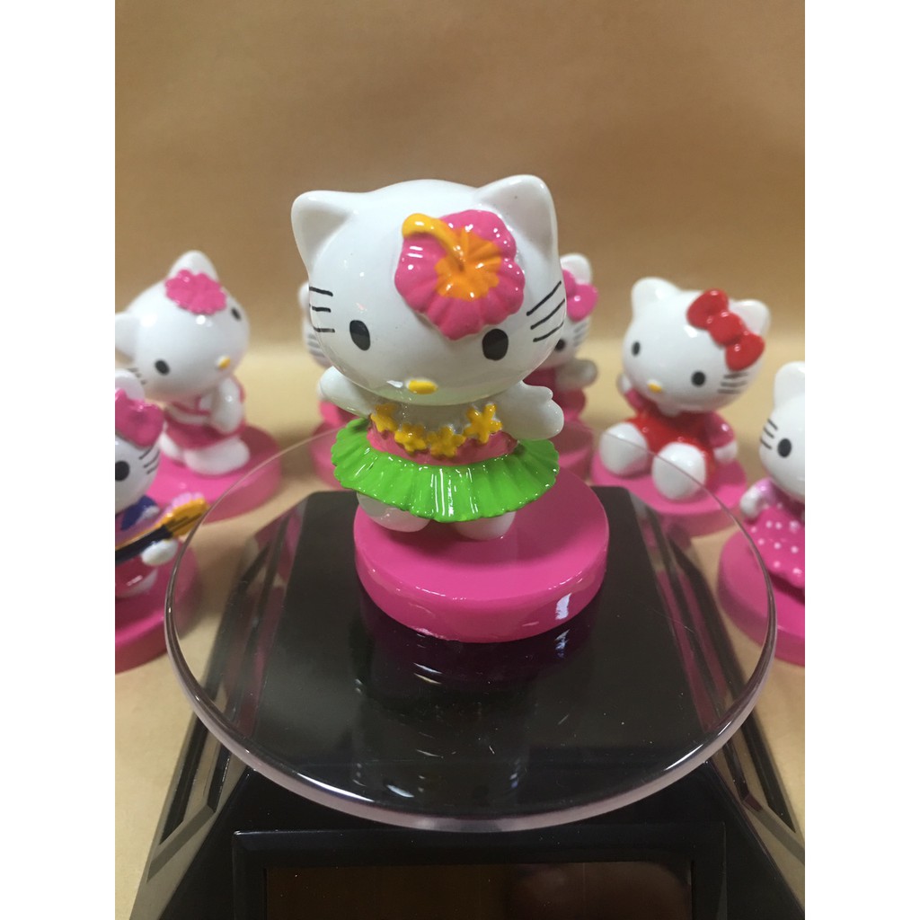 TƯỢNG HELLO KITTY NHIỀU MẪU ( CAO 6 cm )
