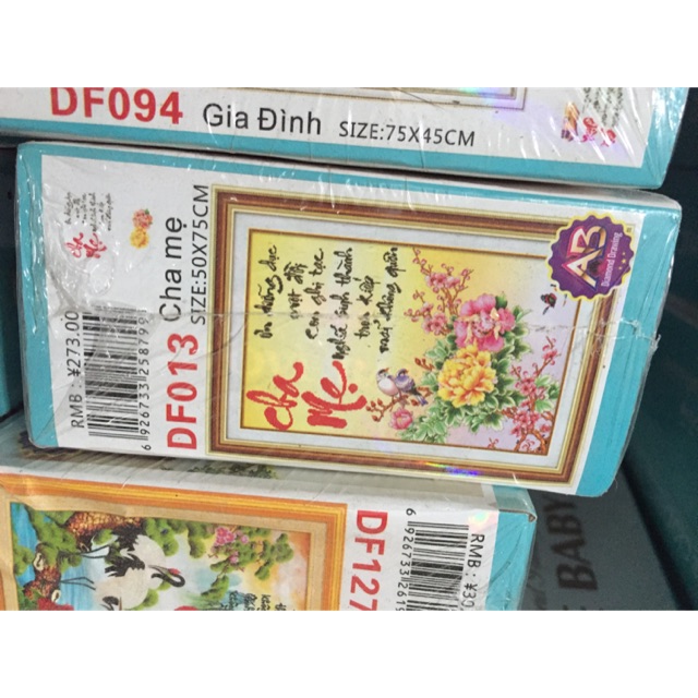 Tranh đính đá cha mẹ