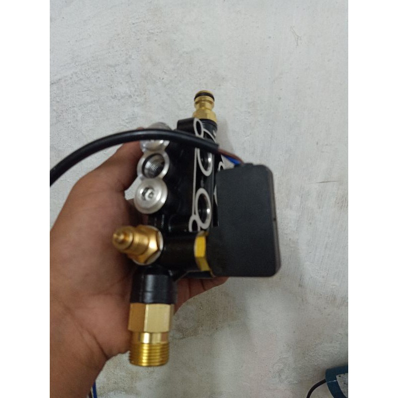 Đầu Bơm  Máy Rửa Xe Chỉnh Áp - Đầu bơm mini -Máy rửa xe