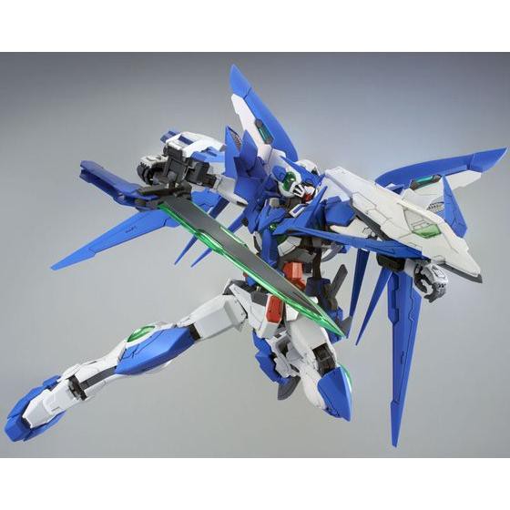 Mô hình lắp ráp MG 1/100 Gundam Amazing Exia Bandai