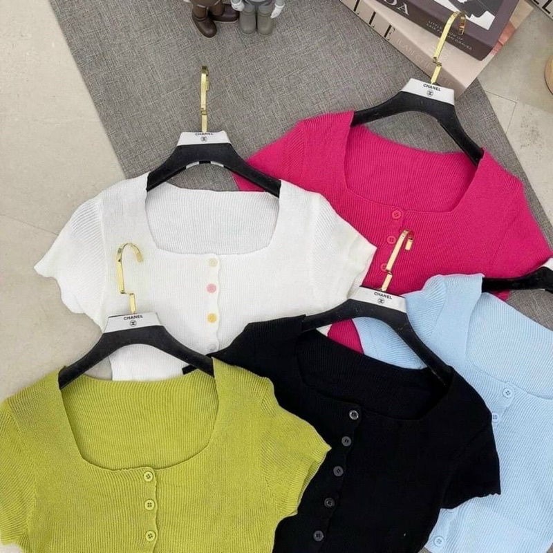 ÁO LEN CÚC CỔ VUÔNG TAY CỘC MS10028