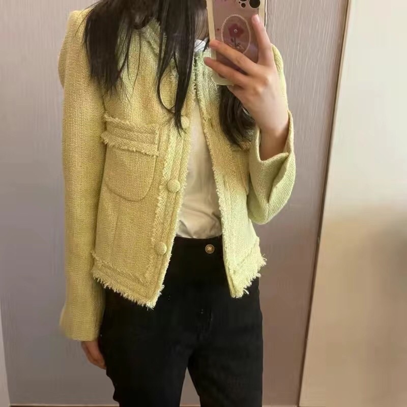 Áo khoác dạ Tweed vàng cốm nhấn viền