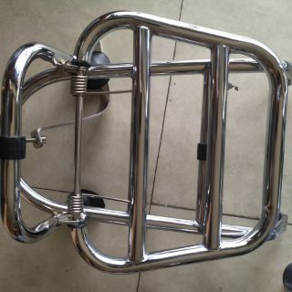 Baga trước vespa LX