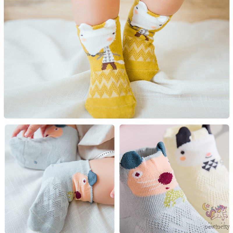 Set 5 Đôi Vớ Cotton Chống Trượt Kiểu Dáng Hoạt Hình Thời Trang Cho Bé Dễ Thương