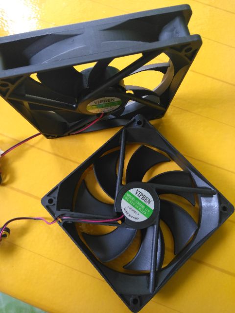 Quạt vuông 12cm - chuyên làm máy ấp trứng loại lớn