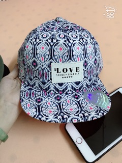 Mũ lưỡi trai Hm NEWWW