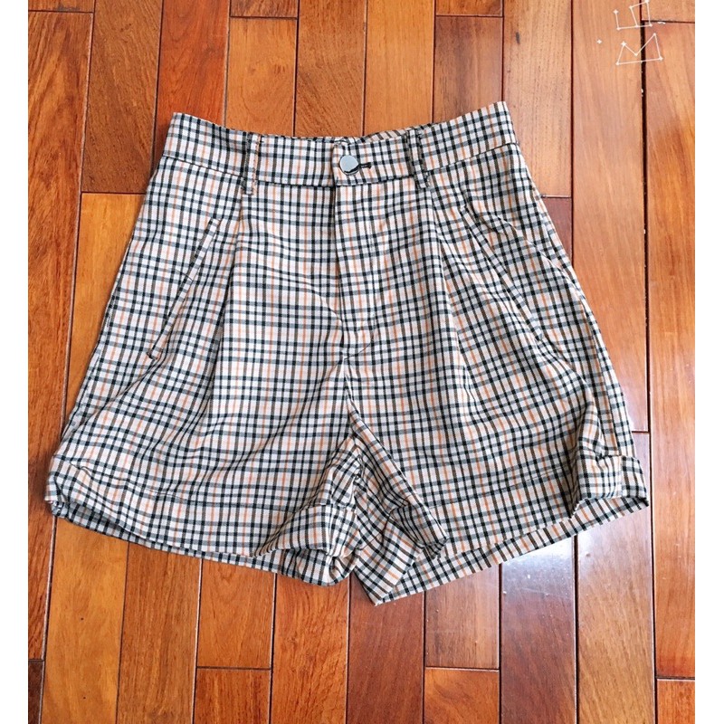 Short kẻ kiểu Hàn vải dư may nối chuyền xịn đẹp | BigBuy360 - bigbuy360.vn