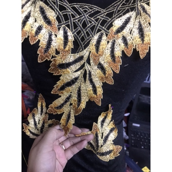 Set 1 cổ và 2 tay thêu