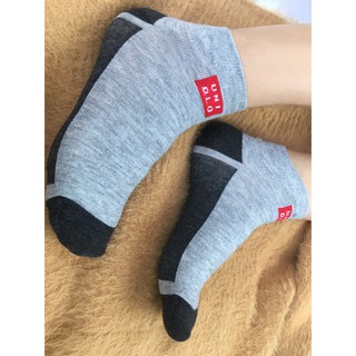 Tất Xuất Nhật Uni Nam Nữ