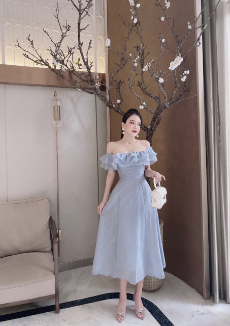 Váy trễ vai bèo xinh lắm luôn