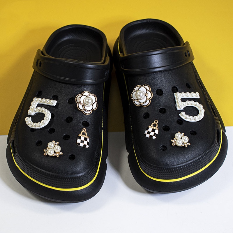 Phụ Kiện Đính Đá Trang Trí Giày Crocs Dễ Phối Đồ DIY