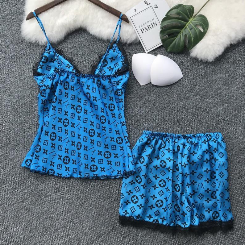 Bộ ngủ đùi satin hoạ tiết LV