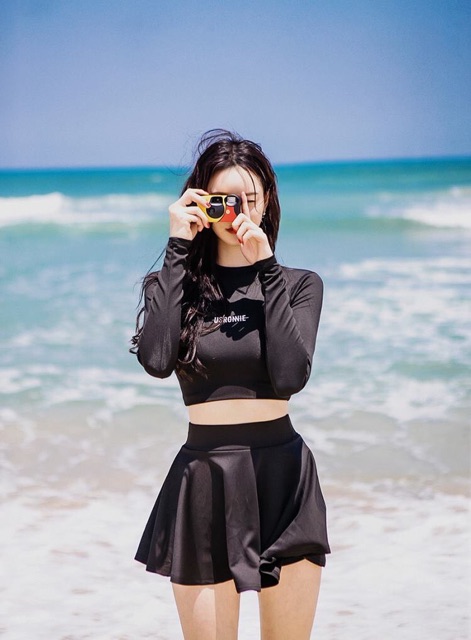 Bikini nữ đi biển tay dài váy màu đen kín đáo (Hàng Quảng Châu loại 1)