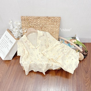 Bộ ngủ pijama cộc phối bèo chất liệu đũi xốp